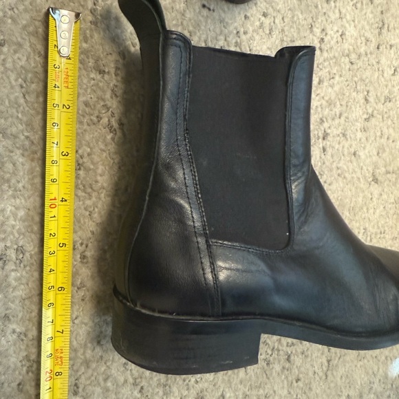 L'INTERVALLE size 38 (7.5-8) Chelsea Mint condition barely worn Leather boots - Picture 10 of 16